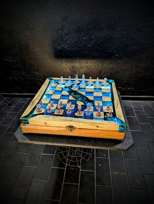 Schachbrett Piratenstil Handgemacht Holz Resin LED mit Figuren Sammlerst&uuml;ck
