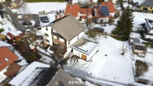 Rarit&auml;t - 4.Zi.-DG-Wohnung zum Sanieren mit XXL Garten