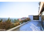 ATEMBERAUBENDE AUSSICHT INKLUSIVE! Gro&szlig;z&uuml;gige Terrassenwohnung in exklusiver Lage!