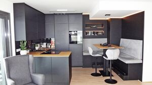 Exklusive, VOLLM&Ouml;BLIERTE  Wohnung im Brucknertower! Traumhafter Ausblick im 27. Stockwerk inklusive!