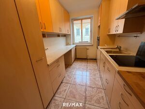 Gut aufgeteilte 3-Zimmer-Wohnung mit viel Platz zum Wohlf&uuml;hlen im 1. Liftstock