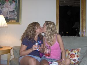 Suchen dich f&uuml;r erotischen Dreier