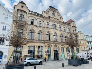Ihr B&uuml;ro im sch&ouml;nsten Haus am Steyrer Stadtplatz *267 m&sup2;