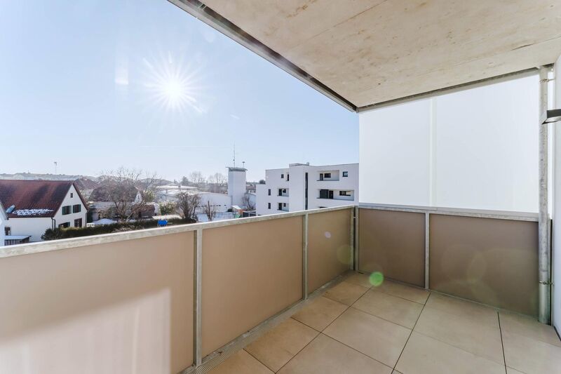 2-Zimmer-Wohnung mit AUSSICHT & sehr PREISWERT - Erstbezug