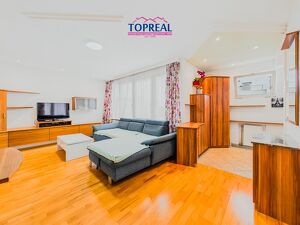 Gro&szlig;z&uuml;gige 3-Zimmer-Wohnung mit 77 m&sup2; Dachterrasse in Top-Lage - Dachterrassen Traum in Marchtrenk