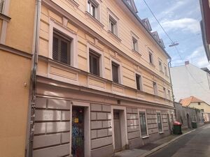 Vielseitig nutzbare Lager- und B&uuml;rofl&auml;chen in zentraler Lage nahe dem Grazer Kunsthaus