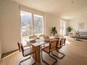 ERSTBEZUG: 4-Zimmer-Familienwohnung mit Balkon