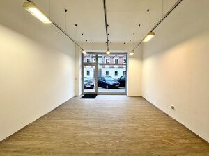 33 m&sup2; B&Uuml;RO/OFFICE *XL Schaufenster + Vitrine