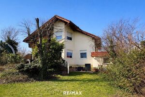 Einfamilienhaus in ruhiger Sackgassenlage im Weinort Pfaffst&auml;tten mit Blick auf den Anninger