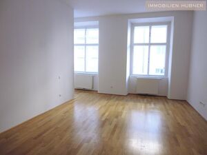 WOLLZEILE: Altbaub&uuml;ro in exklusiver Lage