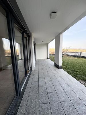 Ruhige Mietwohnung mit gro&szlig;em Garten & Einbauk&uuml;che - Top 02