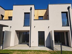 Provisionsfrei! Freifinanzierte Reihenh&auml;user in der Gartenstadt Kremserberg!