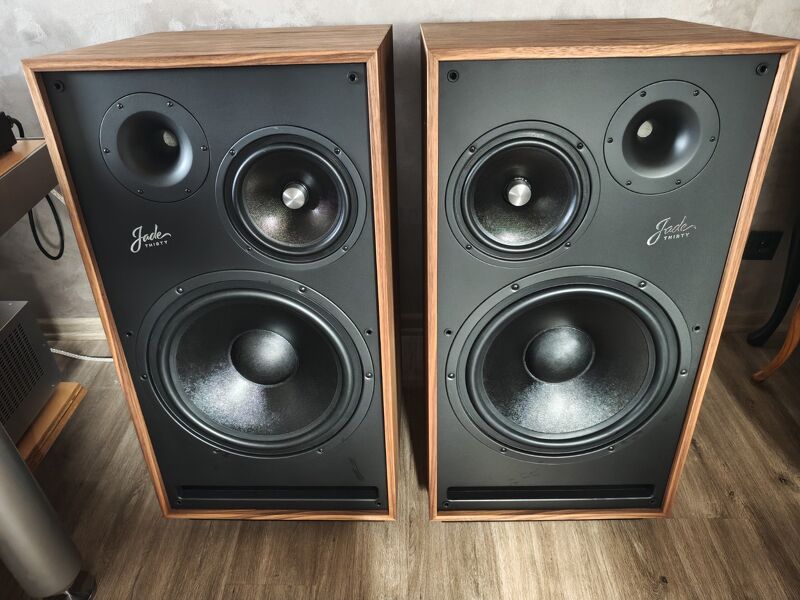 Pylon Jade 30 Lautsprecher