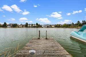 "Sommerfeeling am eigenen Teich!"