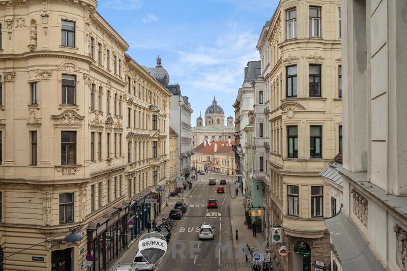 "Bilder sagen mehr als tausend Worte ? doch diese Wohnung muss man erleben."