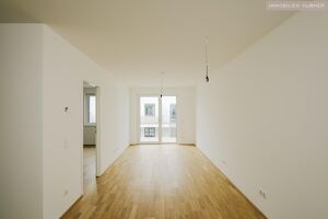 AB Juli 2026 / 3 Zimmerwohnung mit Loggia und Deckenk&uuml;hlung