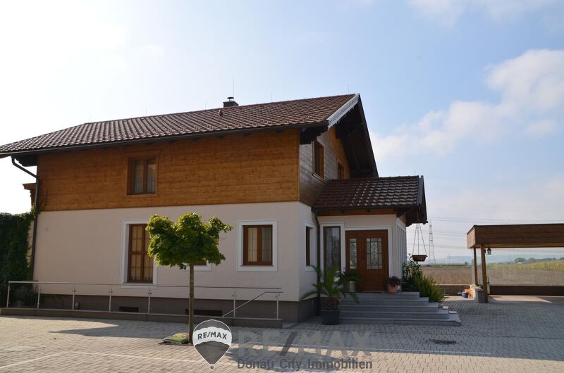 Gepflegtes Einfamilienhaus + gut geführte Frühstückspension bei Tulln!