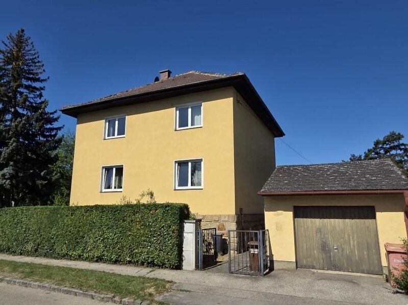 RENOVIERUNGSBED&Uuml;RTIGES EIN-ZWEIFAMILIENHAUS IN PURKERSDORF ZENTRUMSN&Auml;HE