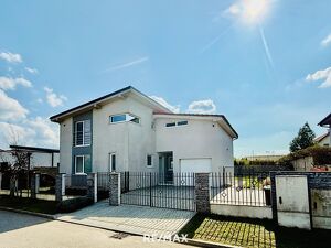 Modernes Einfamilienhaus mit einer Nutzfl&auml;che von ca. 200 m2