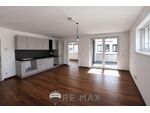 "Wohnung mit Balkon und Parkplatz"