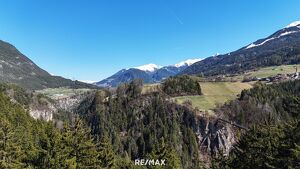 Traumgrundst&uuml;ck mit Alpenblick ? gro&szlig;z&uuml;giges Bauland in ruhiger Bestlage von Arzl im Pitztal!