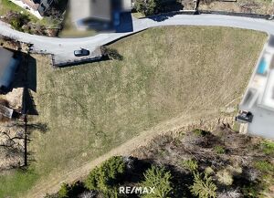 Sonniges Baugrundst&uuml;ck mit zus&auml;tzlicher Gr&uuml;nfl&auml;che am Waldrand ? Aussichtslage in Arzl!