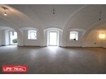 Erstbezug f&uuml;r charmanten B&uuml;ro- / Schulungs- / Ausstellungsraum in traumhafter, l&auml;ndlicher Umgebung