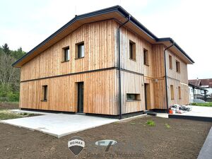 ?Idyllische Smart-Residenz im Wald mit Pool!?