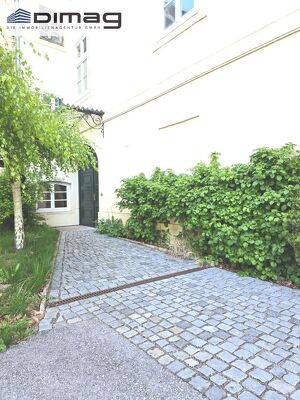 Wo Geschichte auf Atmosph&auml;re trifft und Raum zur Lebensqualit&auml;t wird - Schlossresidenz Schwadorf ? Exklusives Wohnen mit herrschaftlichem Flair
