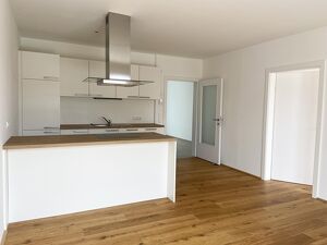 Lichtdurchflutete Gartenwohnung inkl. Einbauk&uuml;che und Terrasse - Top H04
