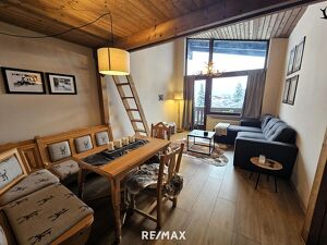 Kurzzeitmiete: Dachgescho&szlig;wohnung mit sch&ouml;nem Ausblick!