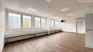 Kleines, feines B&uuml;ro mit Gemeinschaftsfl&auml;chen im CONCORDE BUSINESS PARK - provisionsfreie Anmietung