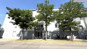 COMING SOON: Loftartige DG-TERRASSENWOHNUNG mit 30,71m&sup2; Terrasse nahe Akademiepark