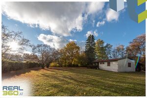 Ideales Grundst&uuml;ck f&uuml;r Bebauung mit Bungalow in Oberbairing!