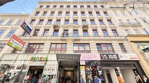 EG-B&uuml;ro/-Praxis in frequentierter Passage auf der Mariahilfer Stra&szlig;e in unmittelbarer U3-N&auml;he