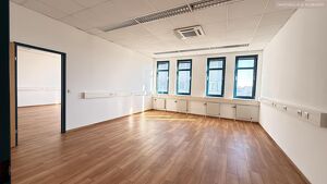 Top-B&uuml;ro mit Garage in bester Lage und unmittelbarer U3-N&auml;he