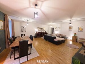 Wohnen im Zentrum ? Eigentumswohnung mit Innenhof-Balkon