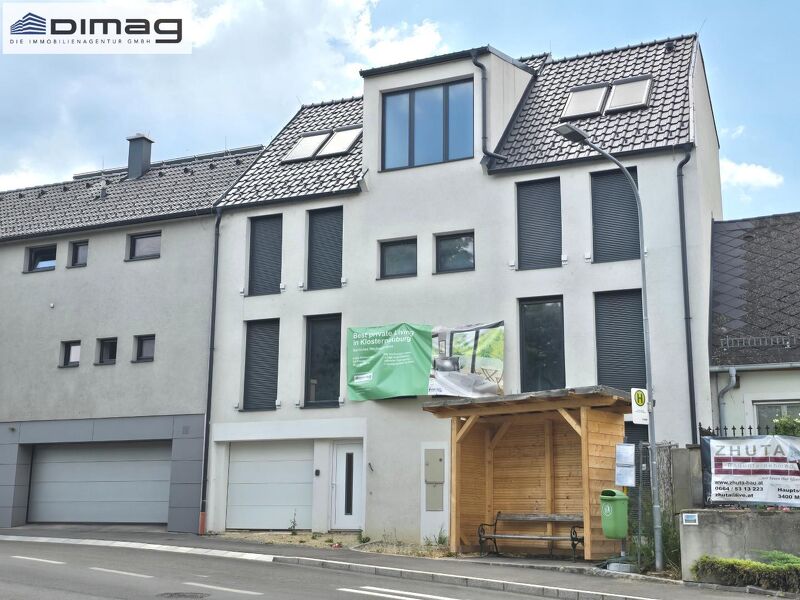Erstbezug - moderne, sehr sonnige Penthousemaisonette mit großzügigen Freiflächen und Weitblick in Klosterneuburg