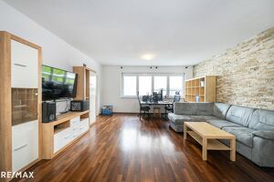 Leistbare Familienwohnung in Graz Jakomini samt eigenem Carport!