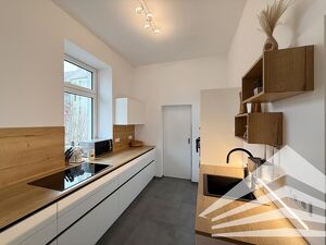 95m&sup2; Wohnung in herrlichem Stadthaus! Generalsaniert mit Top - Ausstattung!