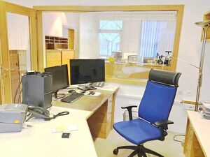 GEPFLEGTES B&Uuml;RO IN ZENTRALER LAGE N&Auml;CHST DER LUGNER CITY