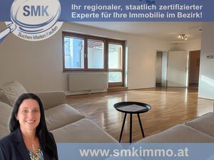 Renoviertes helles Apartment mit gro&szlig;er Terrasse!