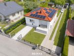 Einfamilienhaus in ruhiger Siedlungslage mit gro&szlig;em Grundst&uuml;ck