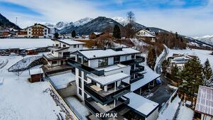 15 Minuten von Innsbruck: Pr&auml;chtige 3-Zimmer-Neubauwohnung mit 90 m&sup2; gro&szlig;em Garten und Terrasse