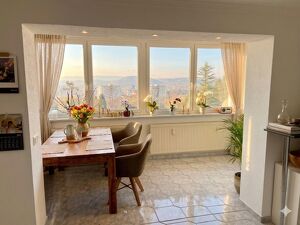 Exklusive Villenwohnung in Ruhelage mit Aussicht in Graz St. Peter