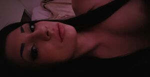 Evelyn  Arndt str.6  Studio Royal  Neu Neu Neu