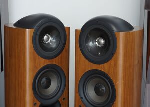 Kef Reference 203/2 Loudspeaker