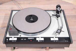 EMT 928 Studio-Plattenspieler