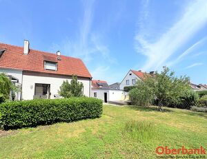 GEM&Uuml;TLICHES WOHNHAUS MIT WUNDERSCH&Ouml;NEM GARTEN IN RUHIGER STADTLAGE