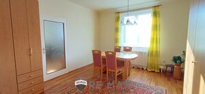 Helle 2 Zimmer Wohnung mit Lift - perfekte U1 Anbindung